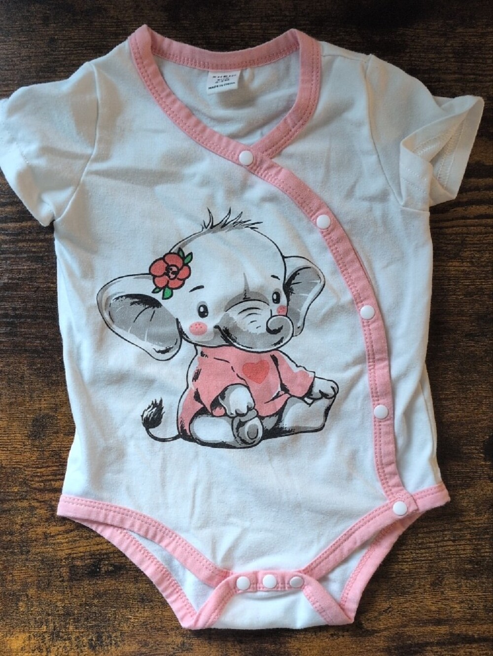 SHEIN White Baby Onesie Bodysuit 6-9M